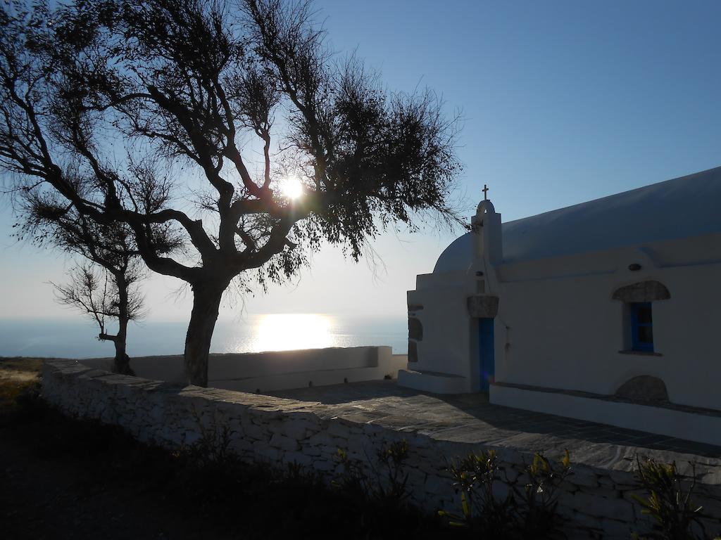 Evgenia Rooms And Apartments Folégandros Exterior foto